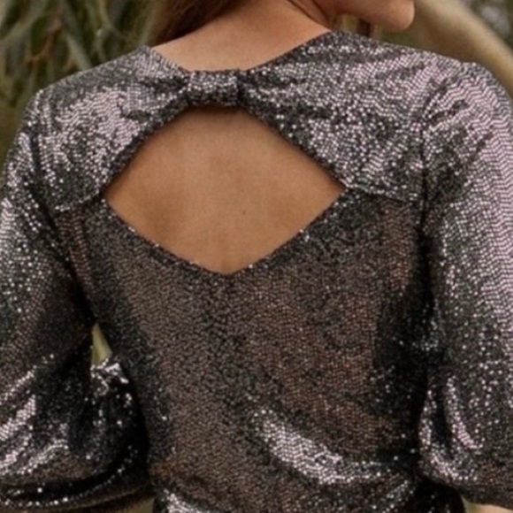 Saylor Mini Dress Metallic Silver Black Back Cut Out NWT Sz XS Polina Disco - Picture 3 of 11